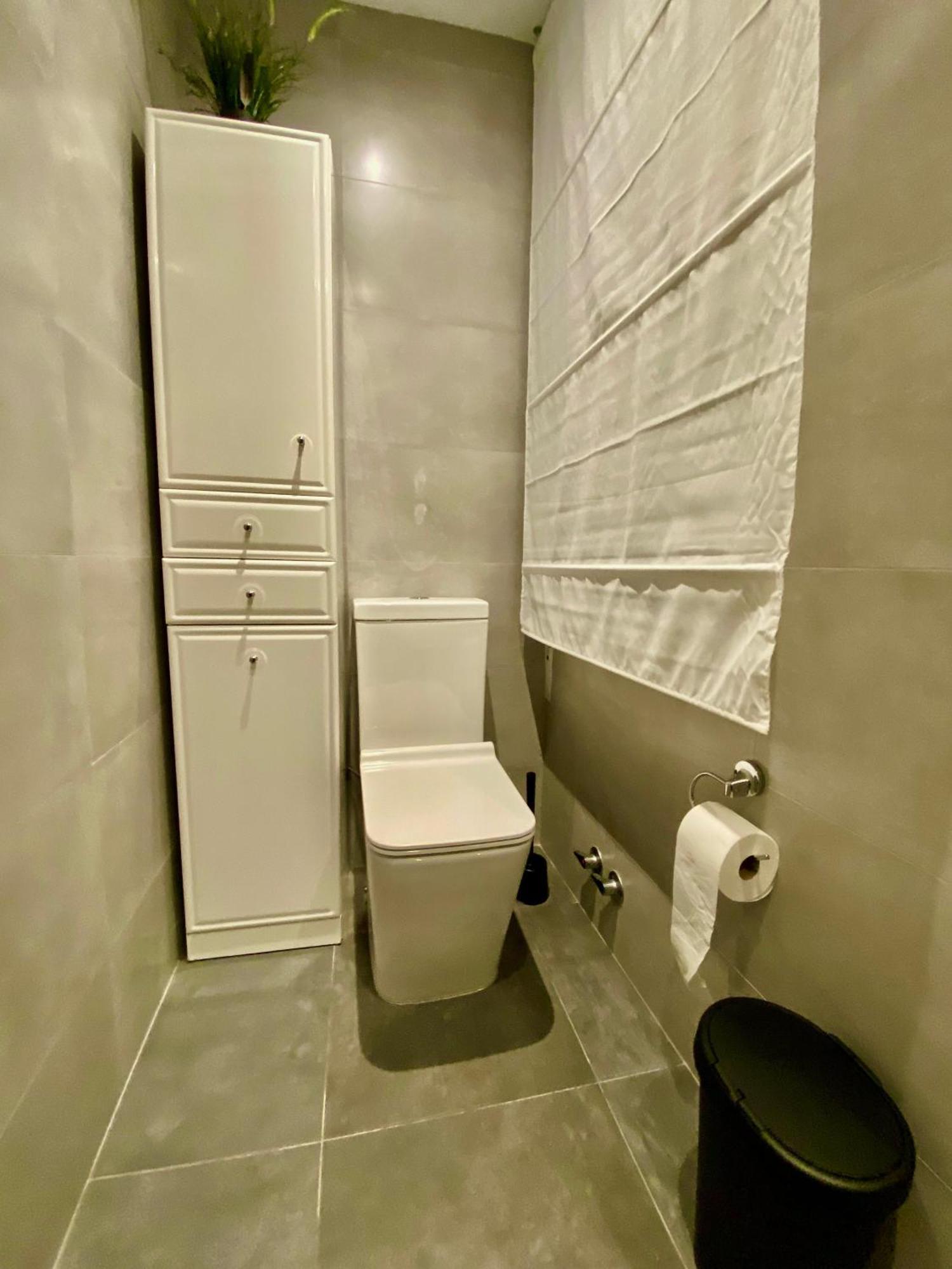Apartamento Amplio Con Dos Patios Gijón