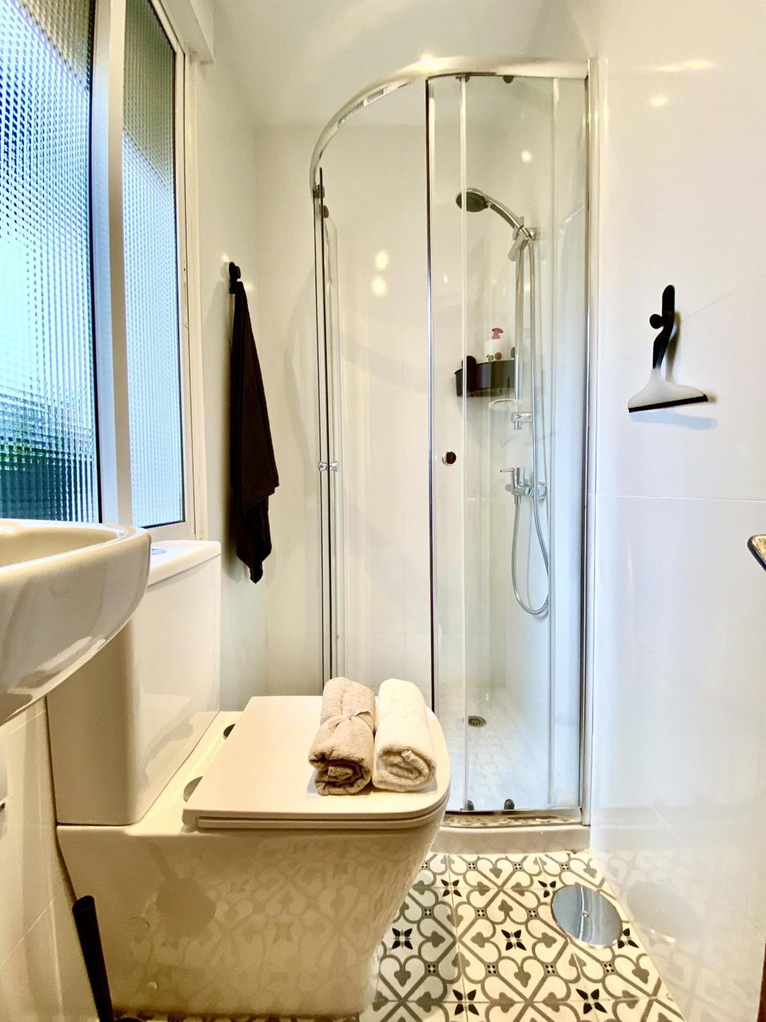 Apartamento Amplio Con Dos Patios Gijón
